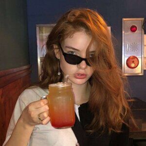 Meet your Posher, Dom